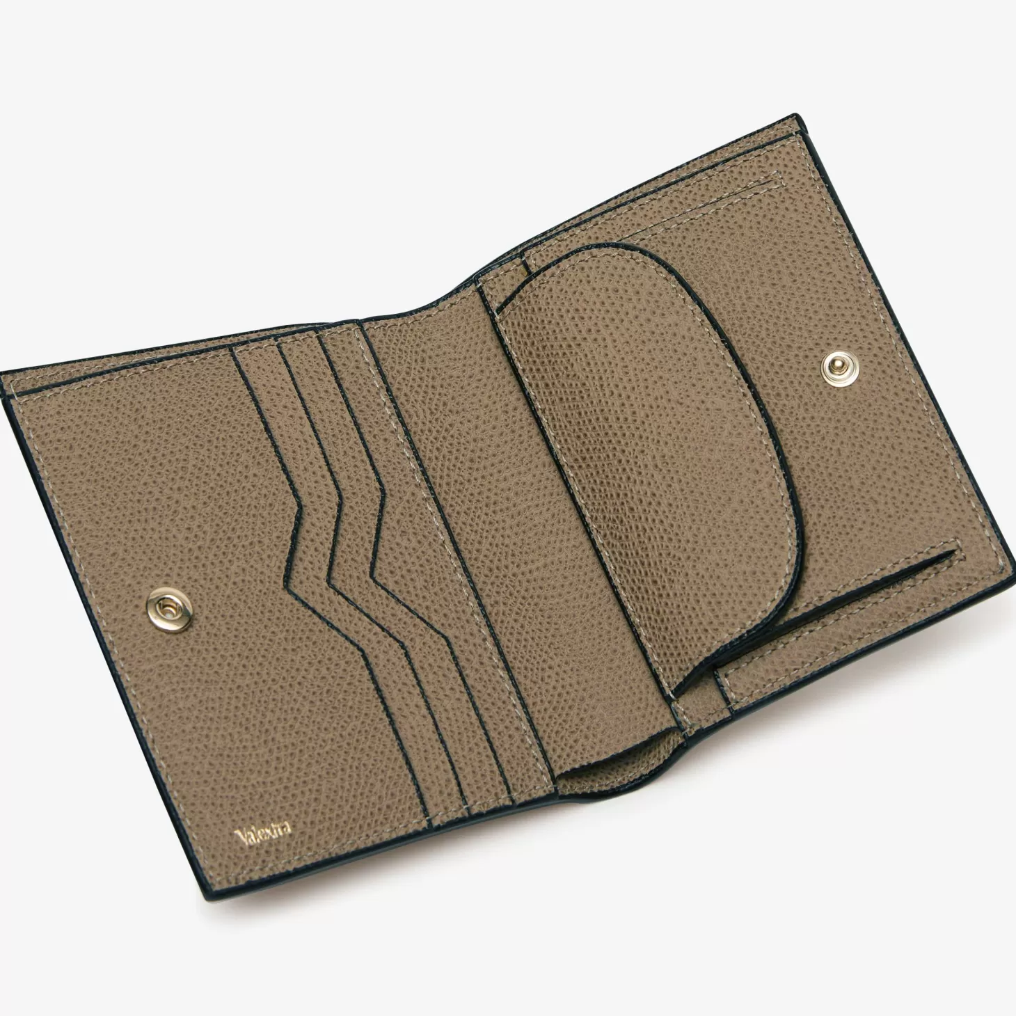 Compact Wallet 3 CC with Coin Purse | Valextra Hot
