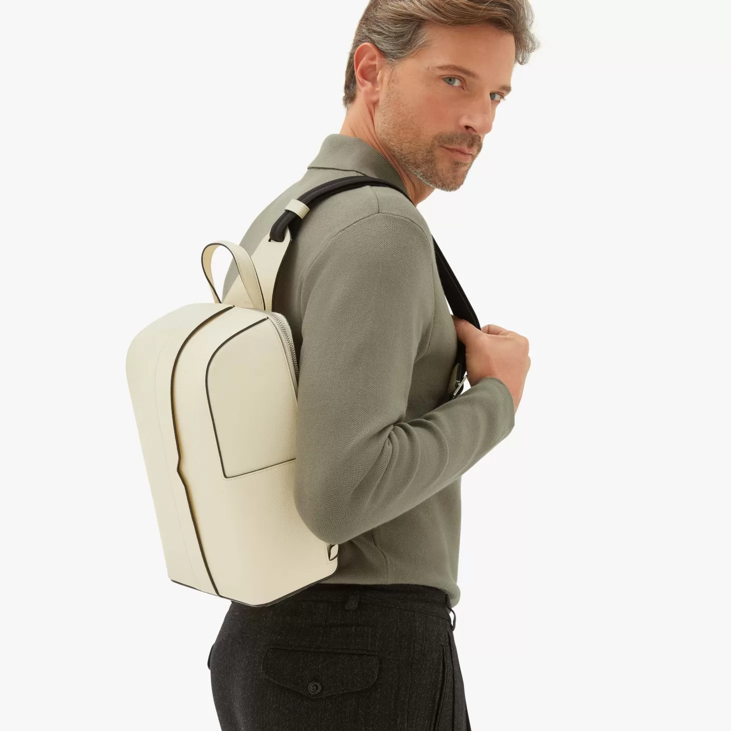 V-line One Shoulder Backpack | Valextra Online
