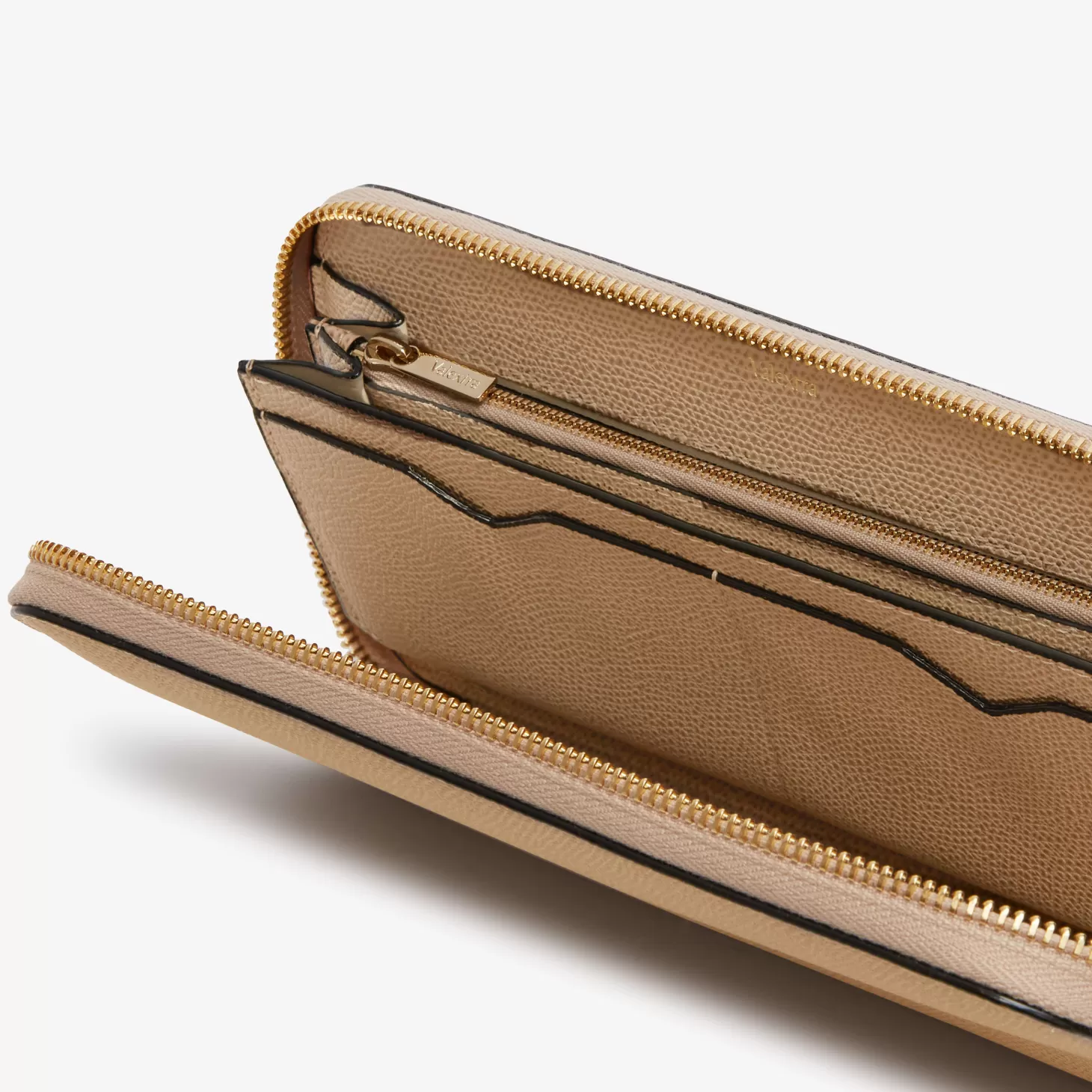 Zip Around 10 CC Wallet | Valextra Online